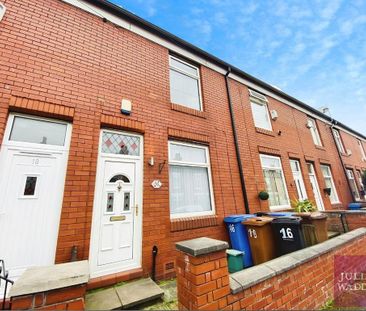 2 bedroom terraced house to rent - Photo 4