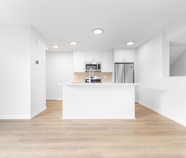 For Lease - 801 Glenroy Gilbert Drive Unit# 24, Barrhaven, Ontario - Photo 4