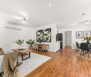 Gorgeous renovated Gordon Home - Photo 1