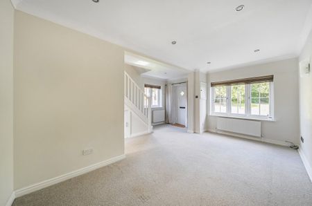 2 Bedroom House - Meredun Close, Hursley - Photo 3