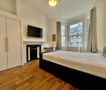 6 bedroom house share to rent - Photo 2