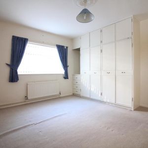 Borderside, Slough - Photo 2