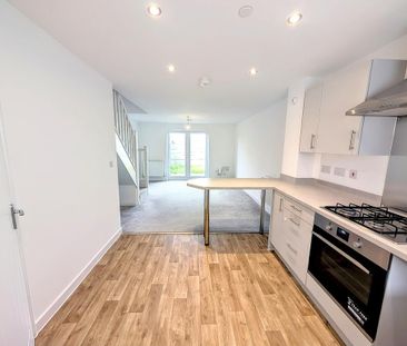 2 bedroom end of terrace house to rent - Photo 6