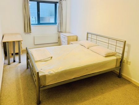 2 bedroom apartment to rent - Photo 3
