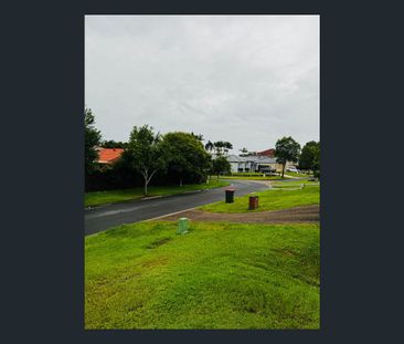 25 Orangetip Crescent, Calamvale, Qld 4116 - Photo 2