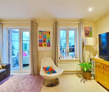 Pear Tree Avenue, Long Ashton - Photo 1