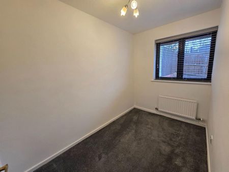 2 bedroom semi-detached bungalow to rent - Photo 3