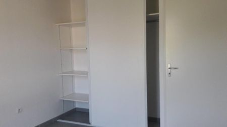 location Appartement T2 DE 43.31m² À BRUGUIERES - Photo 3