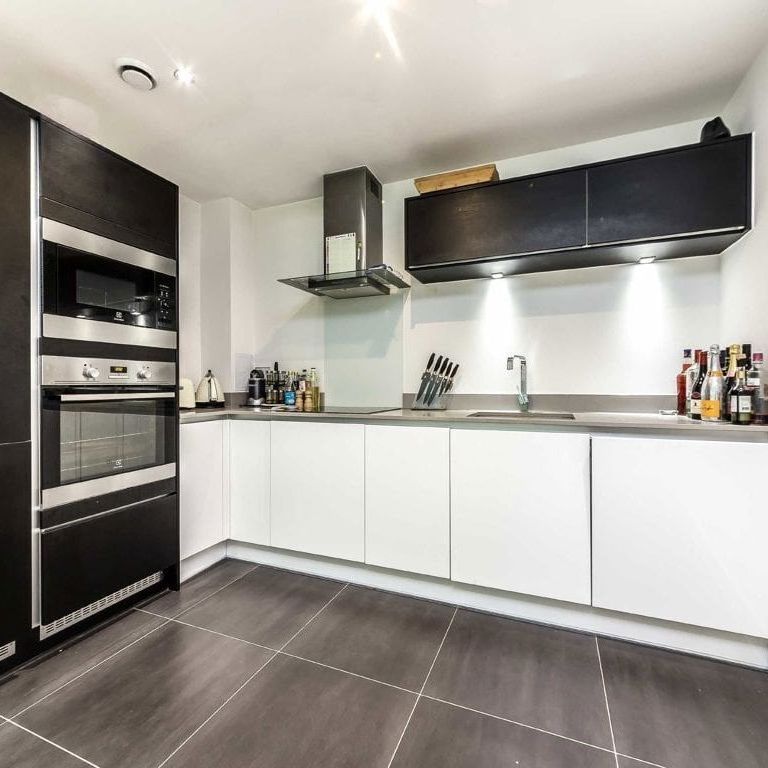 Eltringham Street, SW18 1GS, London - Photo 1