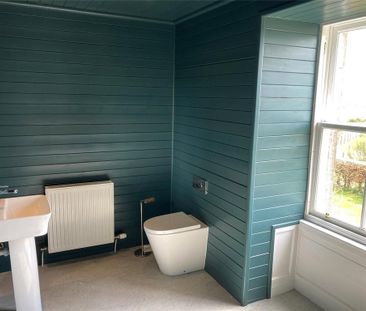 5 bedroom detached house to rent - Photo 2