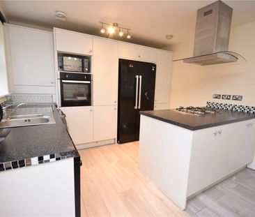 21, Maple Gardens, Leeds, West Yorkshire, LS6 1FL - Photo 3