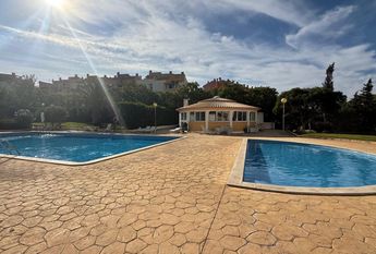 Excelente Apartamento T2 localizado em zona privilegiada de Albufeira.