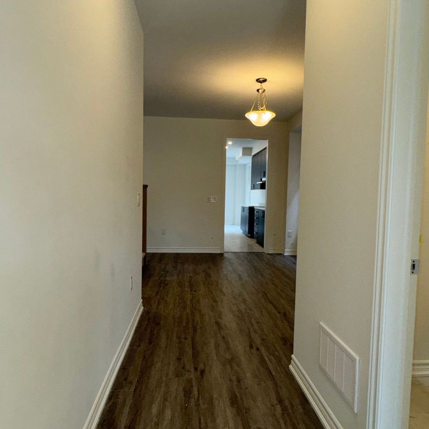 For Lease - 5 Sassafras Road, Springwater, Ontario - Photo 1