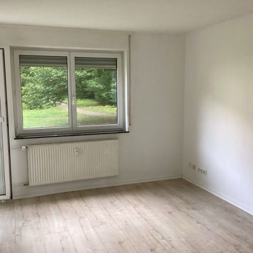 Ab sofort frei: Helle 2-Zimmerwohnung mit Balkon - Foto 1