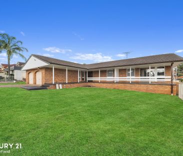 Stunning 6 Bedroom Home - Photo 5