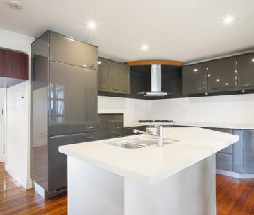 34 Red Lion Street, Rozelle NSW 2039 - House For Rent | Domain - Photo 2