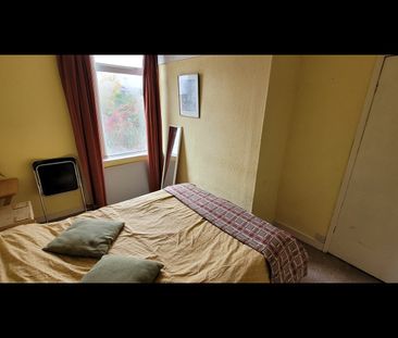 3 Bed Semi-Detached House, Cromwell Road, M6 - Photo 6