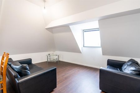 3 bed apartment to rent in Warton Terrace, Heaton, NE6 - Photo 3