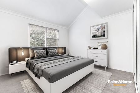 12/58 Park Street, Erskineville, NSW 2043 - Photo 5