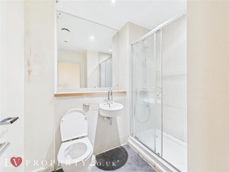 2 bedroom apartment to rent - Photo 4