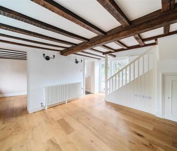 2 bedroom cottage to rent - Photo 2