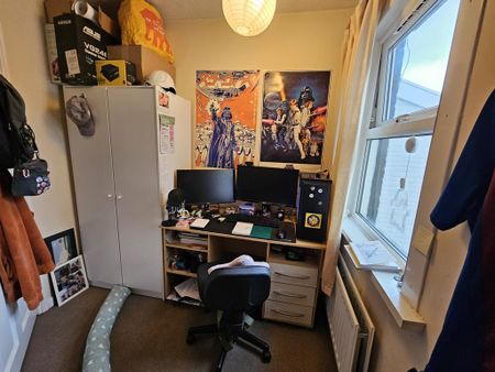 4 bedroom terraced house to rent - Photo 2