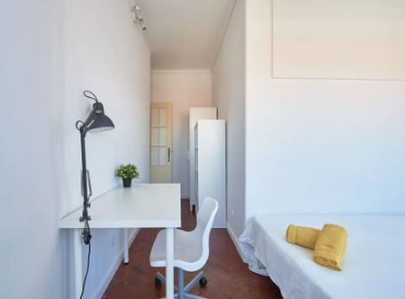 Avenida Miguel Bombarda, Lisbon, Lisbon 1050-162 - Photo 3