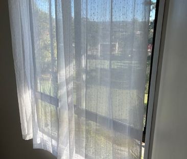 Granny Flat in Ashmore – Two Levels - Photo 6