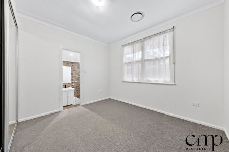 23 High Street, Campbelltown NSW 2560 - House For Rent | Domain - Photo 3