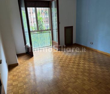 Quadrilocale viale dell'Umanesimo 303, Eur, Roma - Photo 1