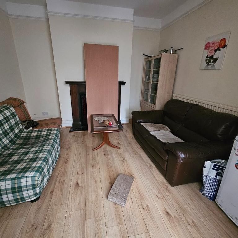 1 bedroom semi-detached house to rent - Photo 1