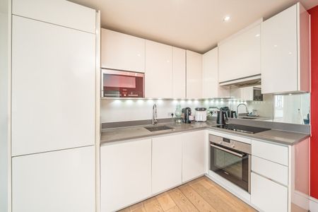 St. Luke's Avenue, Clapham, SW4, London - Photo 4