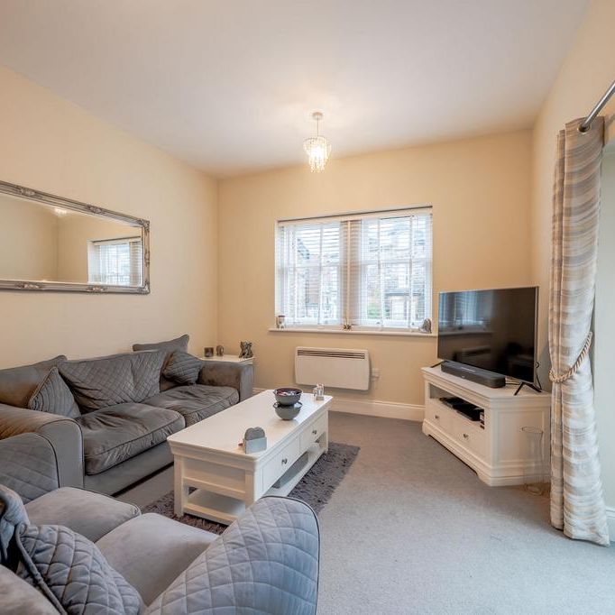 2 bedroom flat to rent - Photo 1