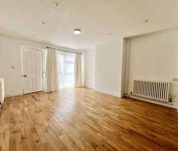 4 bedroom semi-detached house to rent - Photo 6