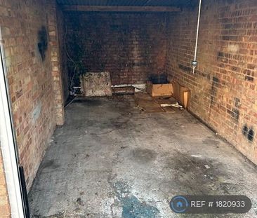 2 bedroom end of terrace house to rent - Photo 6