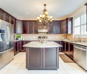 For Lease - 2481 Taylorwood Drive, Oakville, Ontario - Photo 2