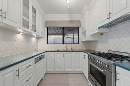 Fabulous Family Home! - Photo 3
