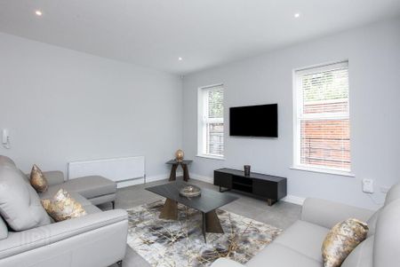 Apartment 2 Hazelbank House 4 Lady Ishbel Boulevar, Belfast, BT8 8SJ - Photo 2