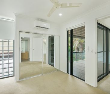 TWO WEEKS RENT FREE! Perfectly Positioned Prestige Apartment - Photo 4