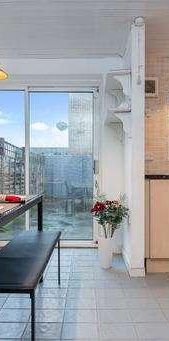 Surbiton, KT5 - Photo 1