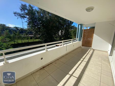 Location Appartement 4 pièces 96m² ST DENIS 97400 - Photo 5