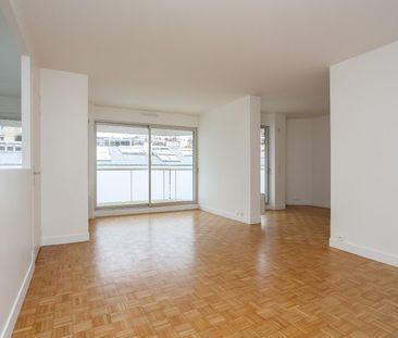location Appartement T4 DE 83m² À PARIS - Photo 1