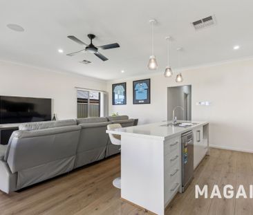 Family home in great spot - Photo 3