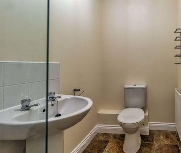 3 bedroom terraced house to rent - Photo 3