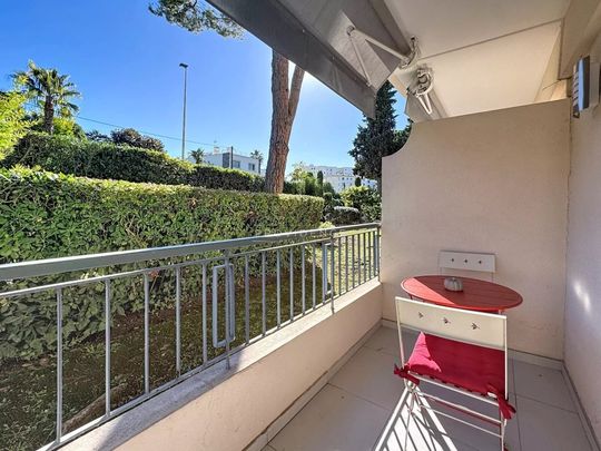 Location Appartement 1 pièce 28m² CANNES 06400 - Photo 1