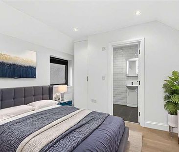 Queens Road, Weybridge, Surrey, KT13 - Photo 1