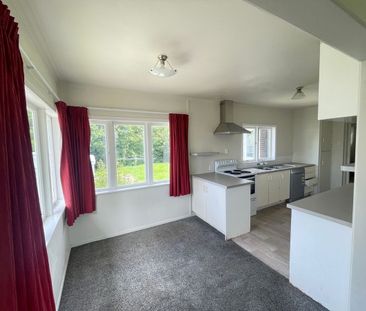 MANUREWA, 3 BEDROOMS - Photo 4