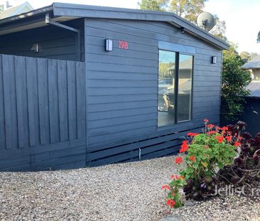 Hipster Charm In Eltham - Photo 6