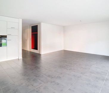 MAGNIFICENT 2.5 ROOMS / SEHR SCHÖNE 2.5-ZIMMER-WOHNUNG - Foto 1