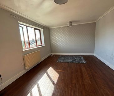 Flat to rent on - Photo 4